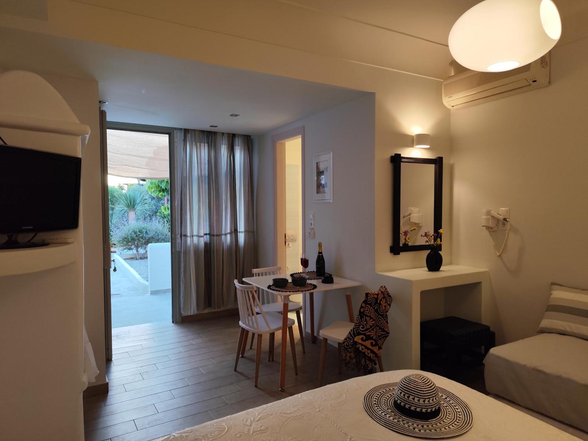 Filippa Studios Plaka  Ruang foto